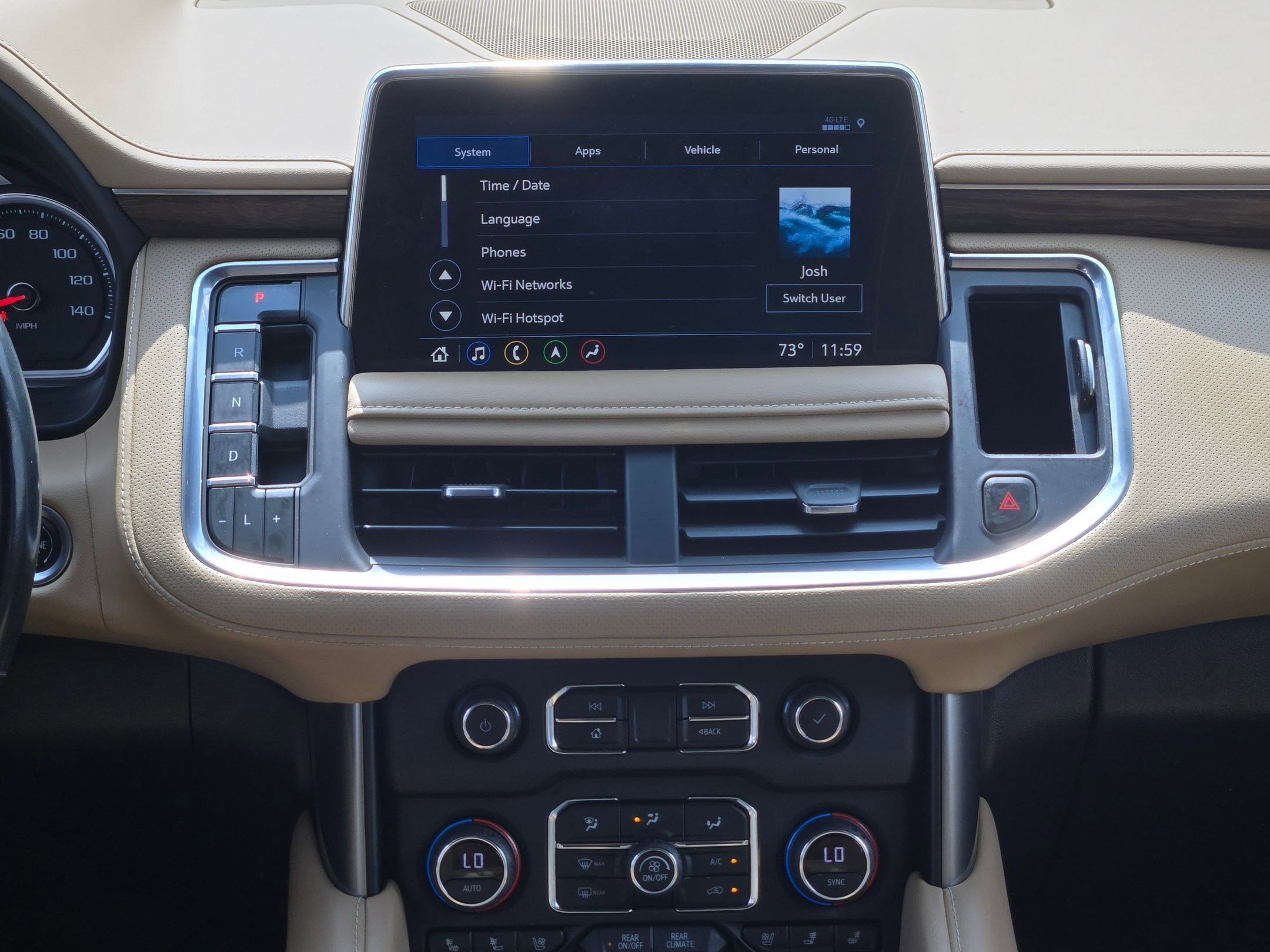 Used 2021 Chevrolet Suburban Premier w/ Premium Package RWD image 16