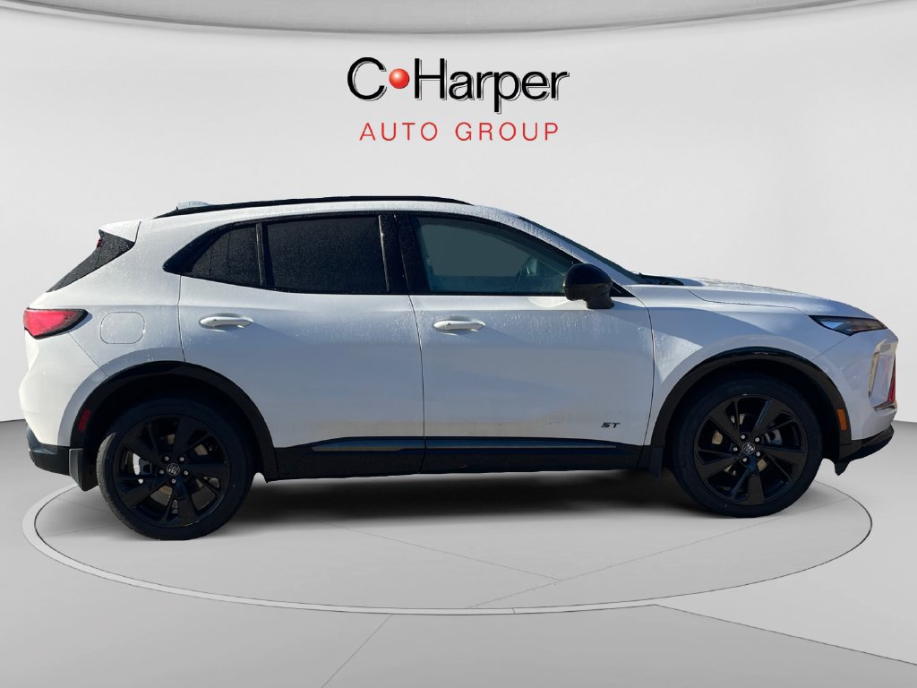 Used 2025 Buick Envision Sport Touring AWD/4WD image 2