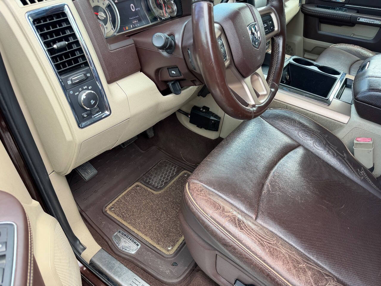 Used 2015 RAM 2500 Longhorn RWD image 16