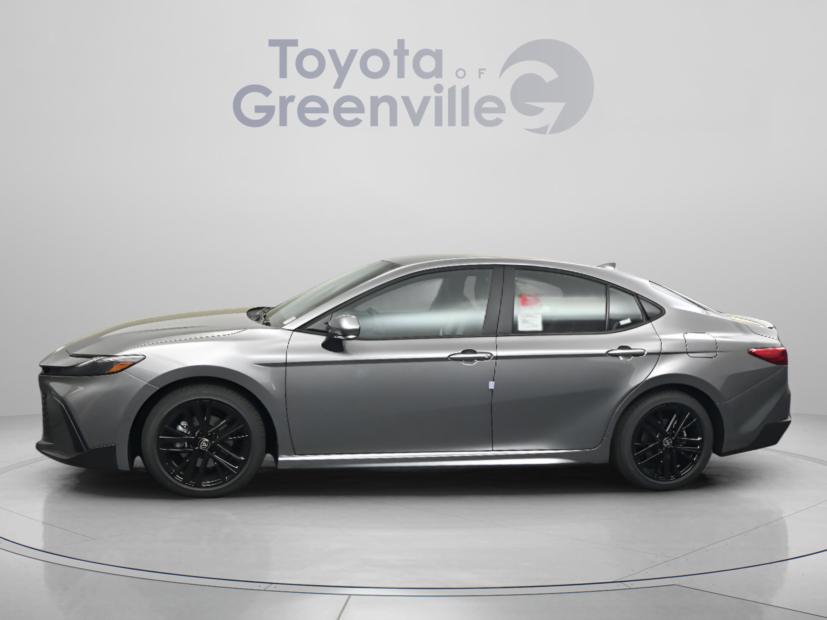 New 2026 Toyota Camry SE FWD image 4