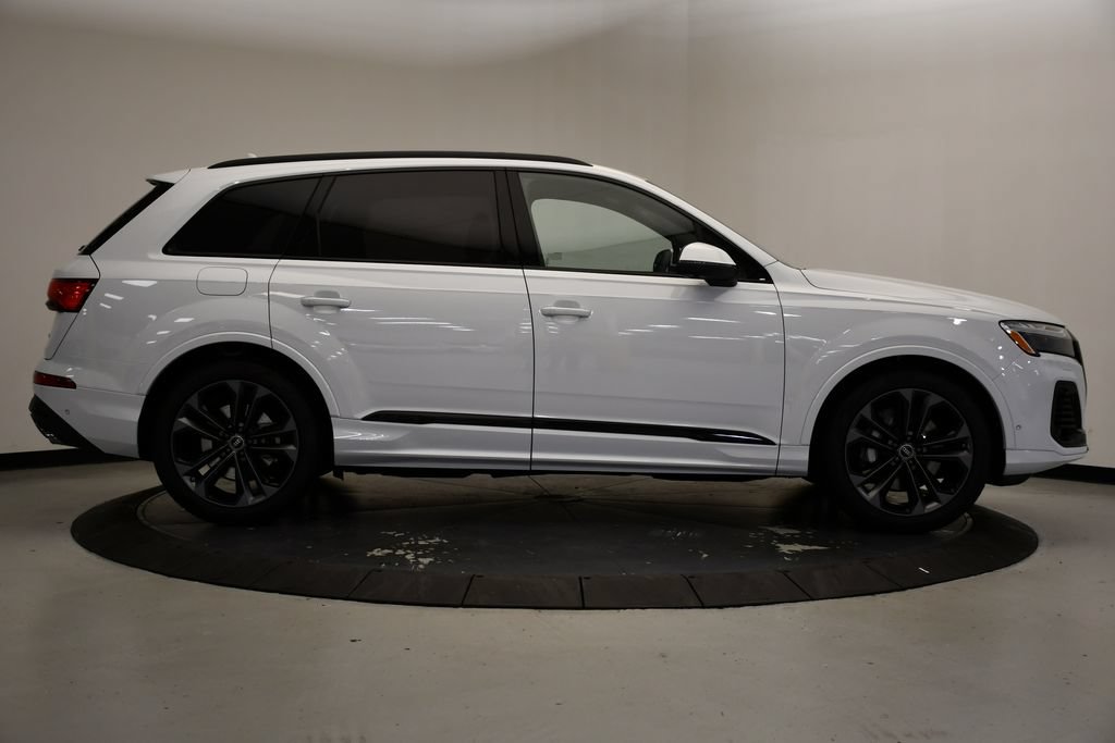 Used 2026 Audi Q7 3.0T Premium Plus w/ Premium Plus Package AWD/4WD image 6