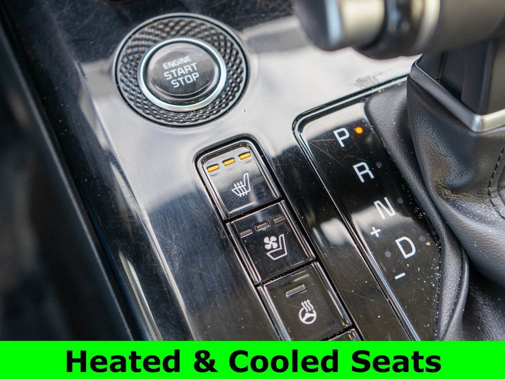 Used 2023 Kia Niro SX Touring FWD image 27