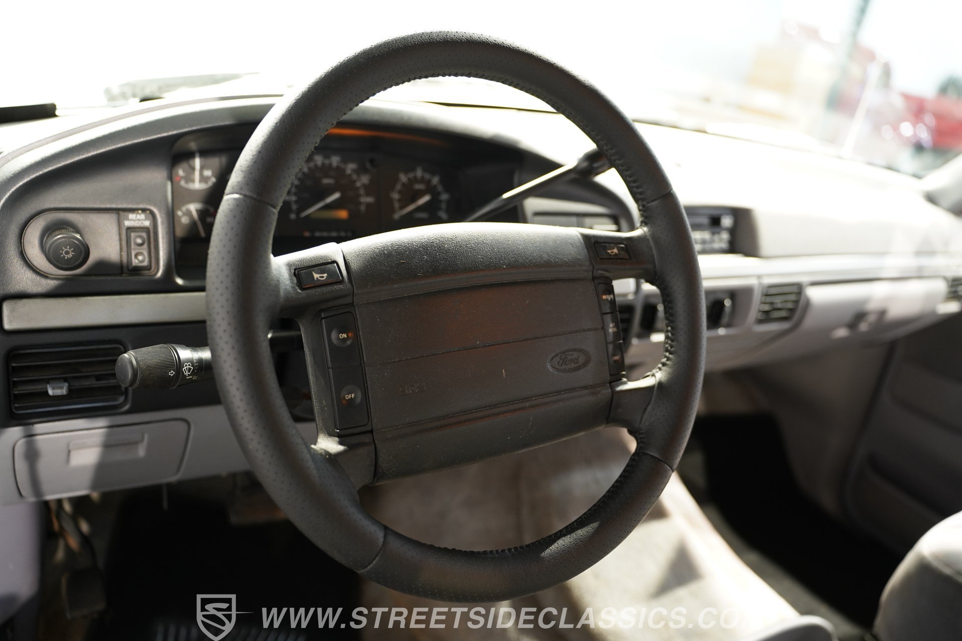 Used 1995 Ford Bronco XLT AWD/4WD image 40