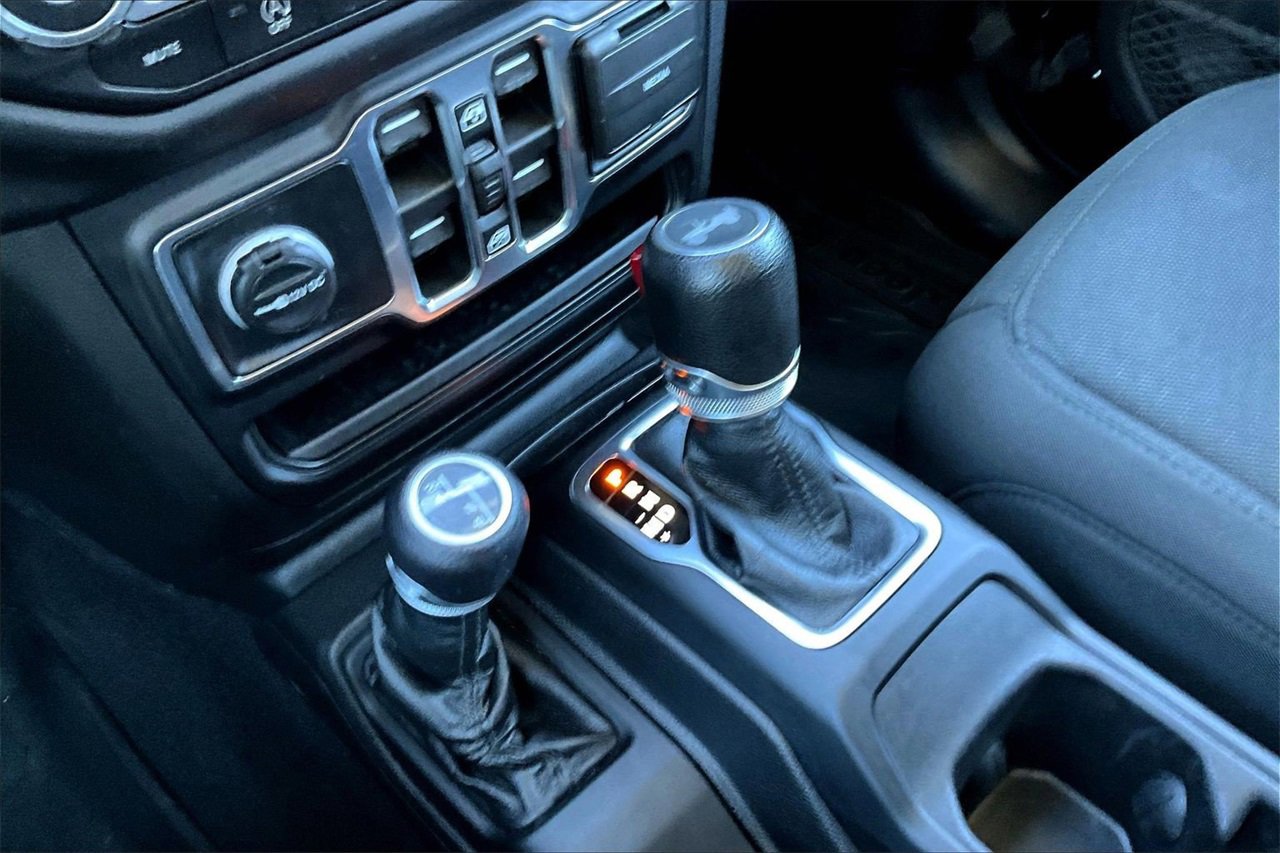 Certified 2022 Jeep Wrangler Unlimited Sport image 28