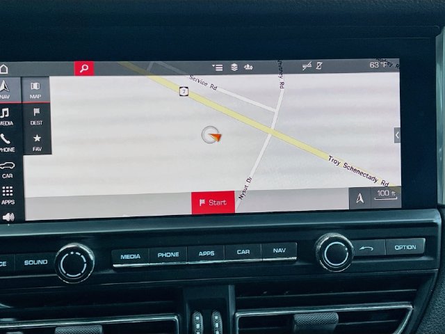 Certified 2020 Porsche Macan AWD/4WD image 16