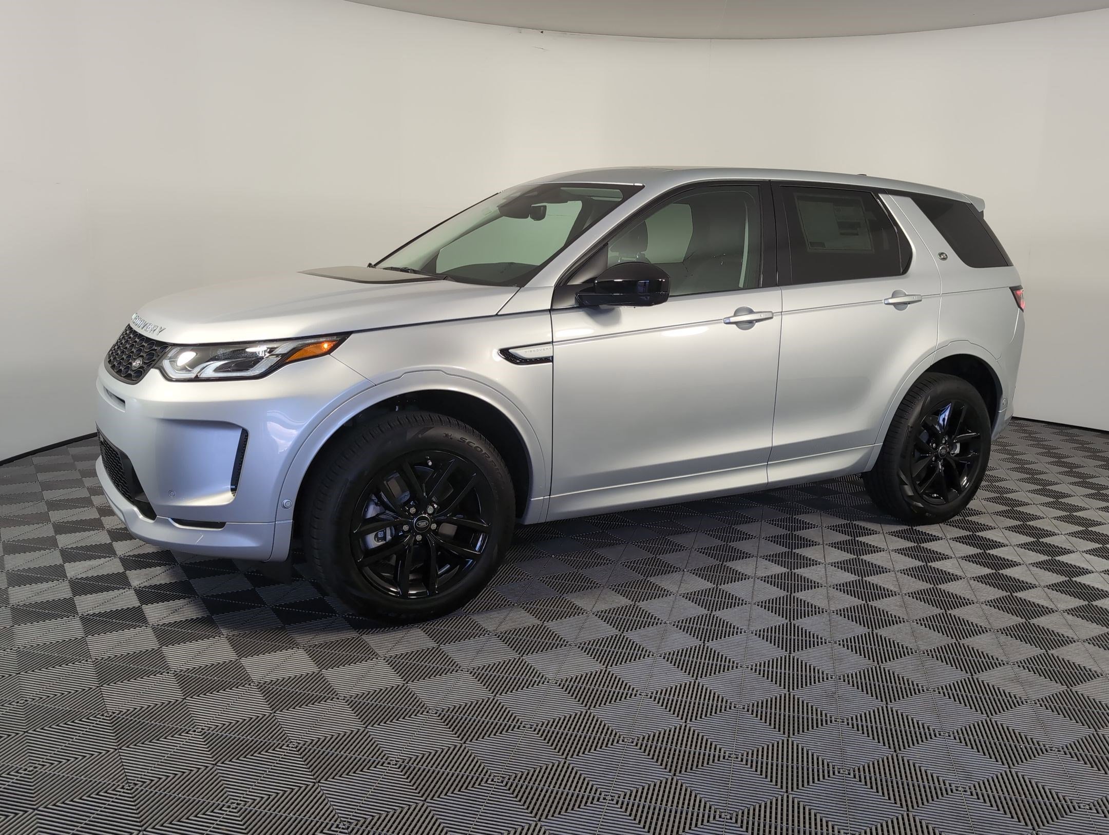 New 2025 Land Rover Discovery Sport S