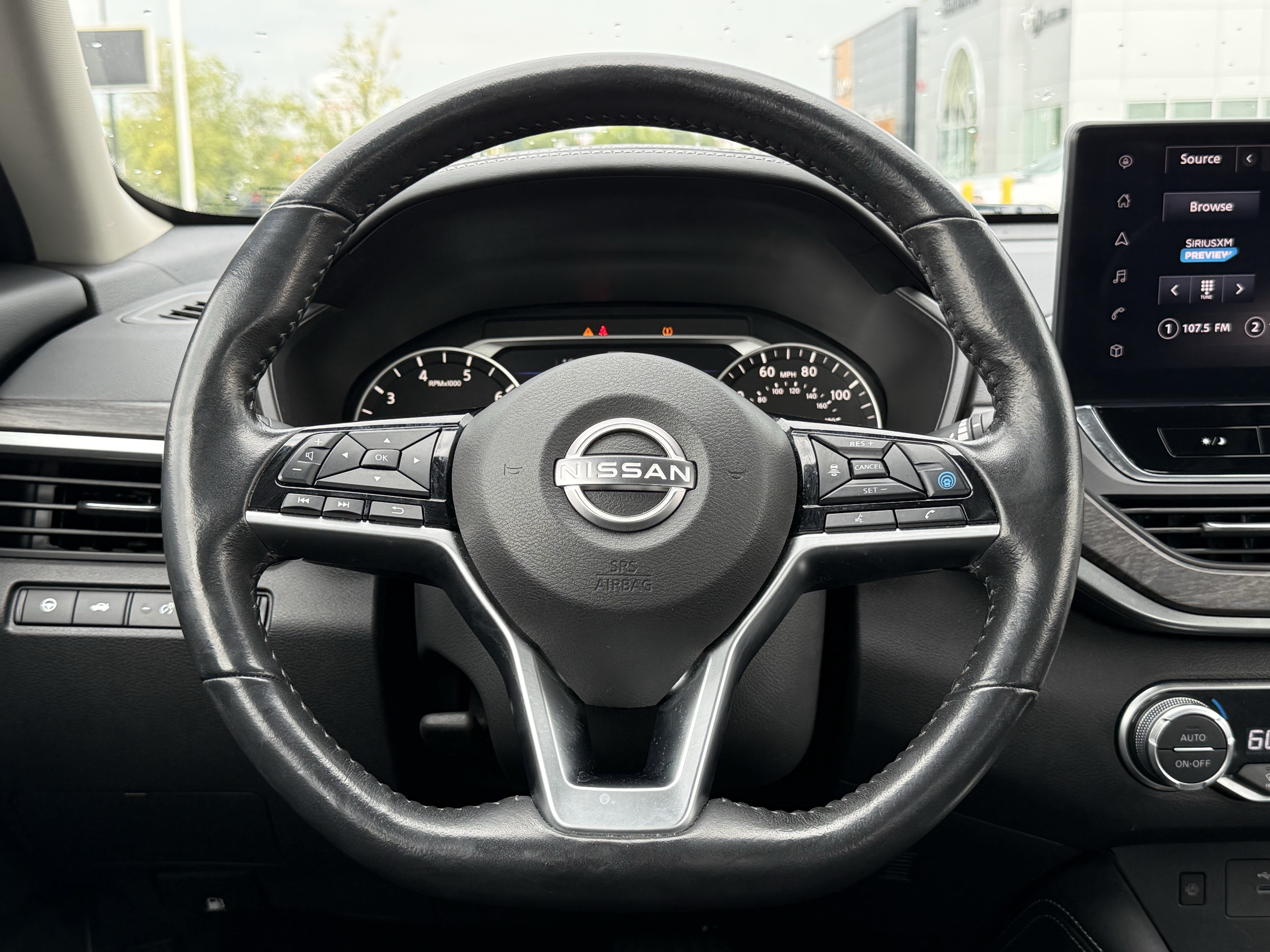 Used 2023 Nissan Altima 2.5 SL AWD/4WD image 19