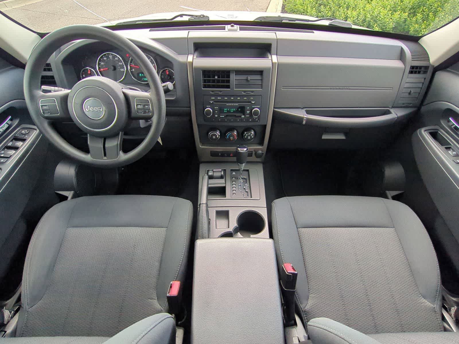 Used 2012 Jeep Liberty Sport AWD/4WD image 15