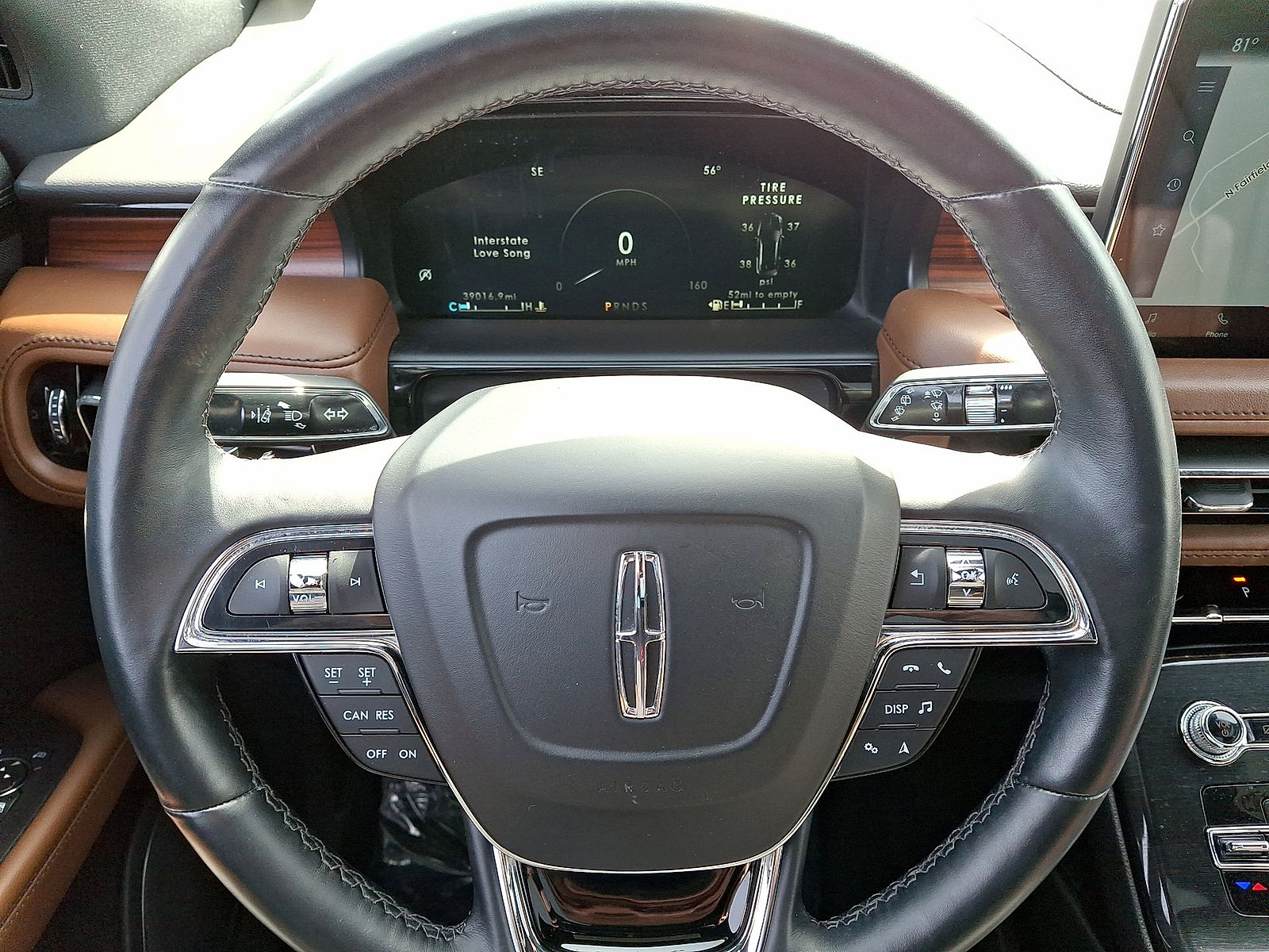 Used 2022 Lincoln Nautilus Reserve w/ Luxury Package AWD/4WD image 16
