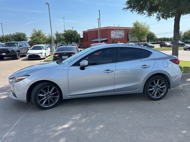Used 2018 MAZDA MAZDA3 Touring FWD image 5