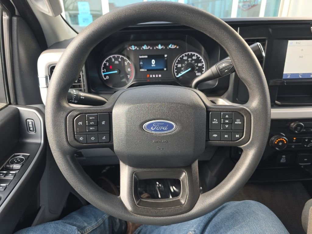 Used 2025 Ford F250 XLT w/ FX4 Off-Road Package image 24