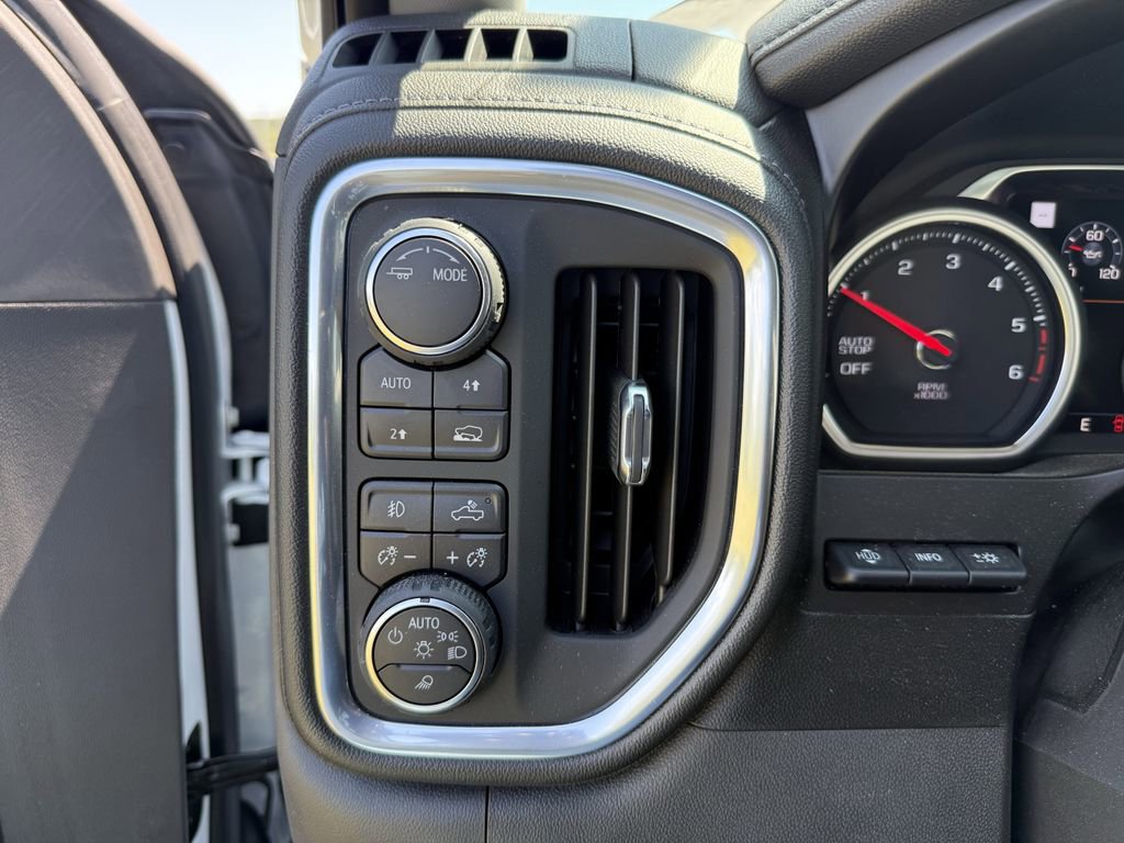 Used 2021 Chevrolet Silverado 1500 LTZ w/ Technology Package image 29