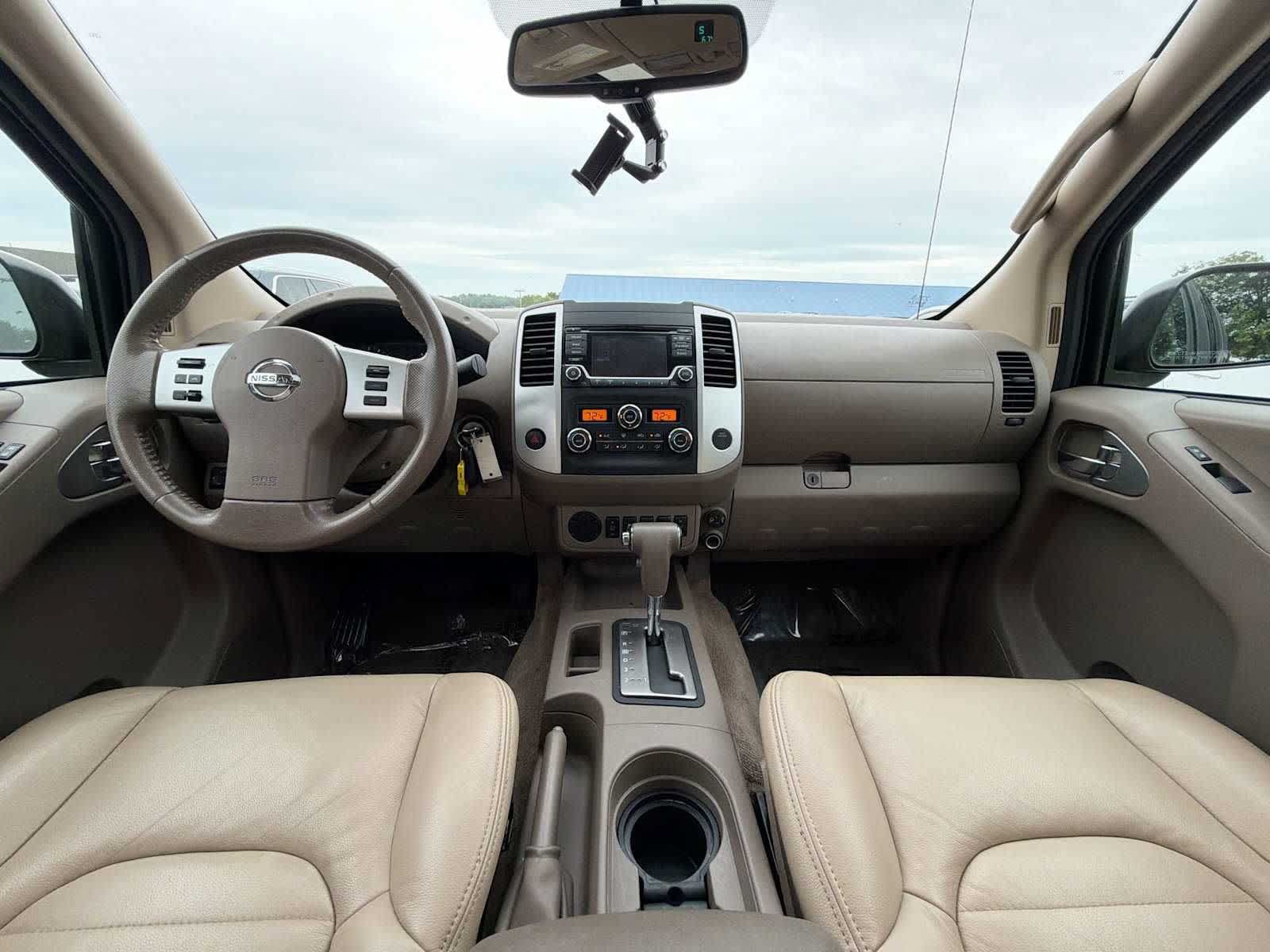 Used 2018 Nissan Frontier SV w/ Value Truck Package RWD image 12