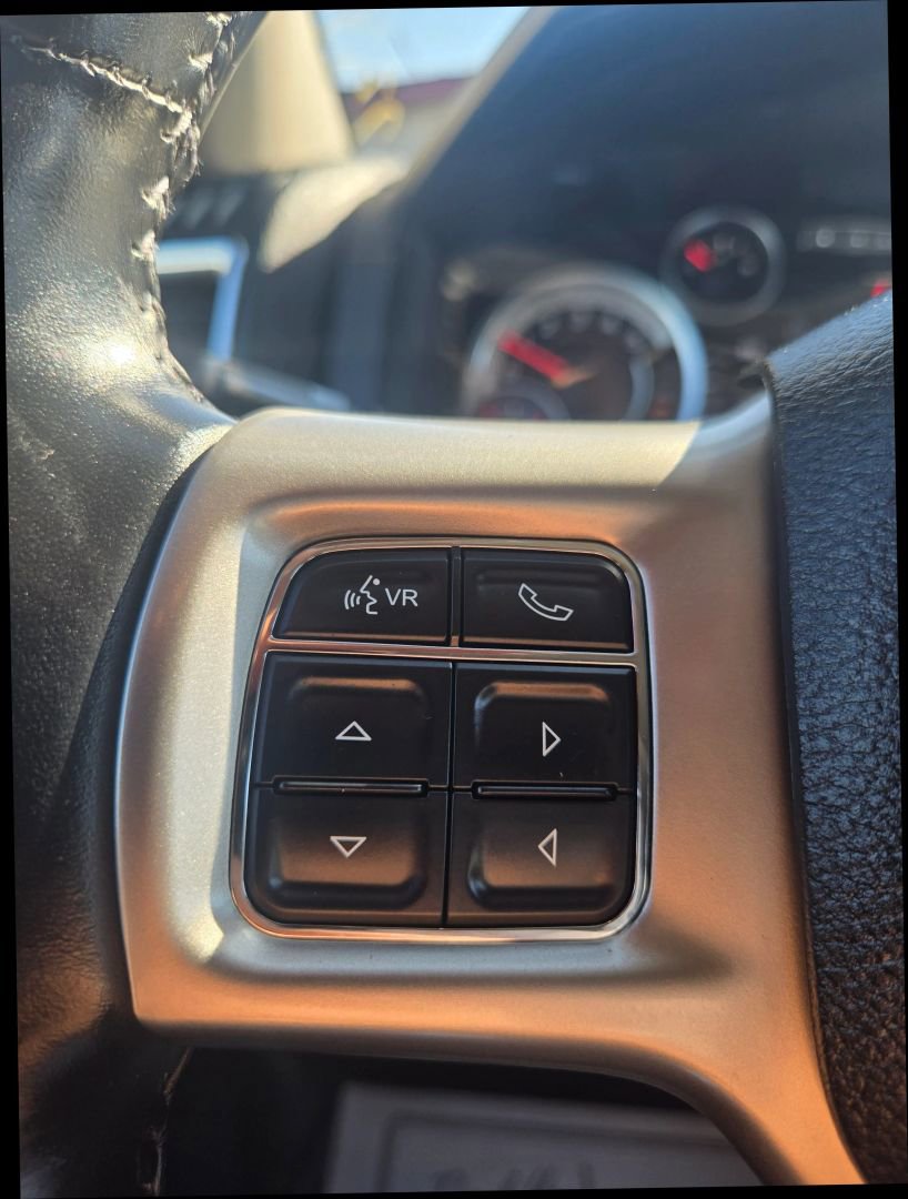 Used 2015 RAM 2500 Laramie image 19