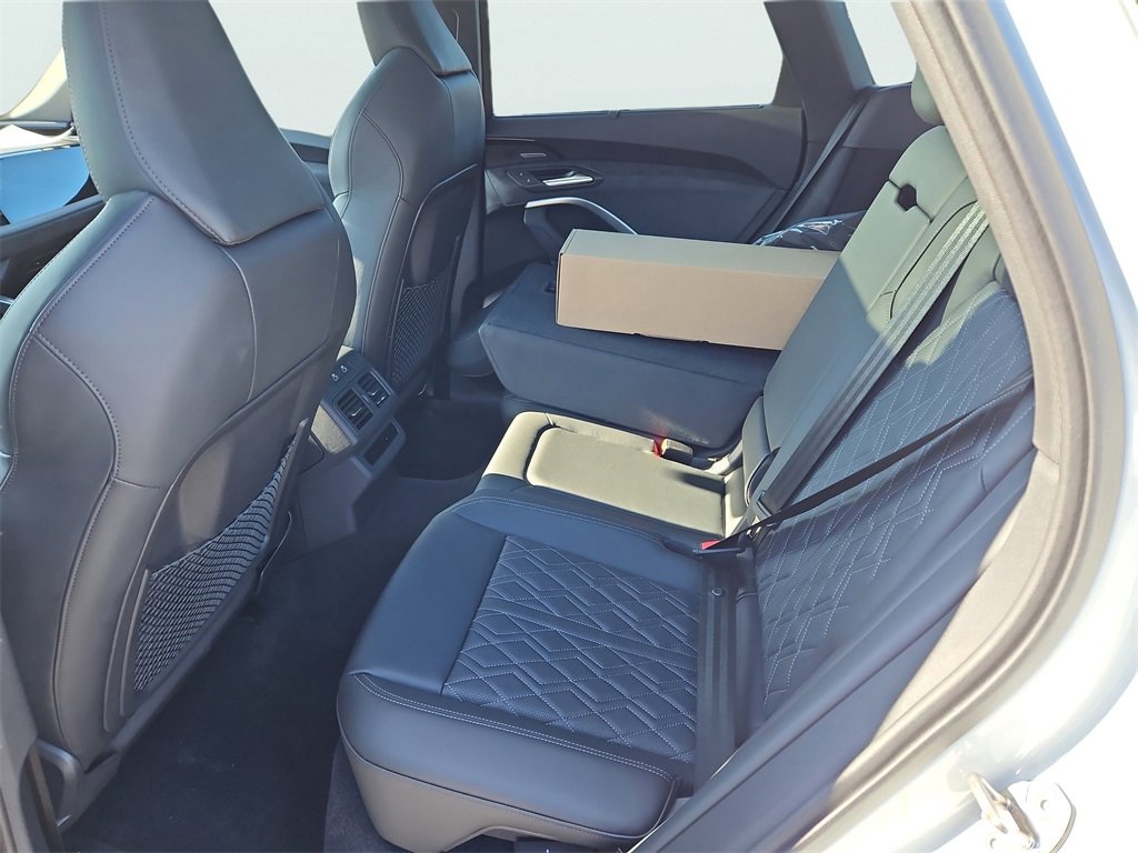 New 2025 Audi SQ5 Premium Plus image 23