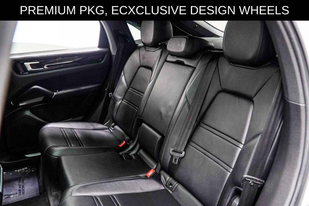 Used 2023 Porsche Cayenne Coupe AWD/4WD image 46