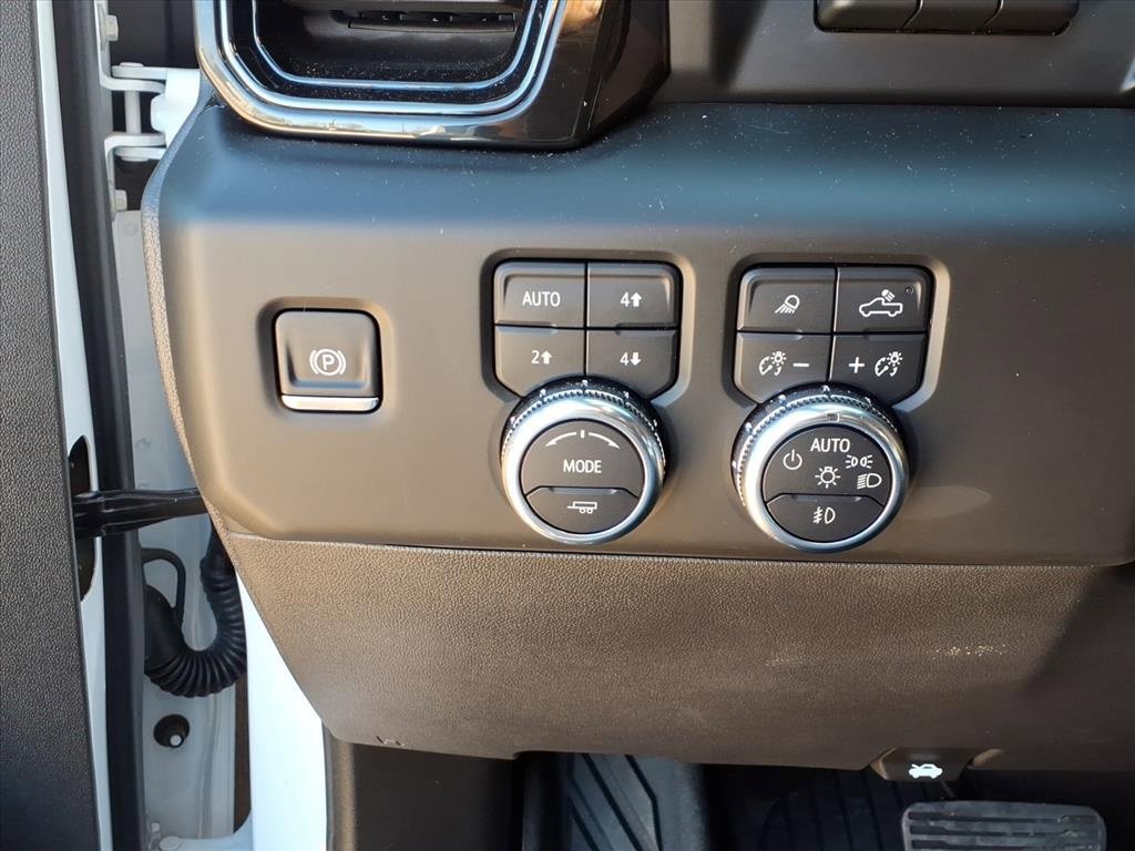 Certified 2025 GMC Sierra 1500 AT4 w/ AT4 Premium Package image 23