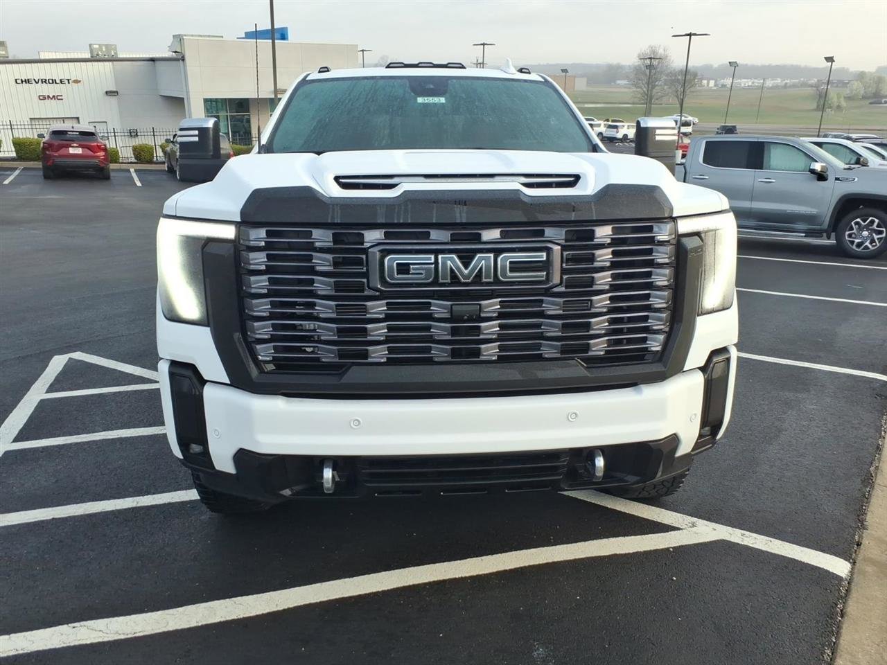 New 2026 GMC Sierra 2500 Denali Ultimate image 2