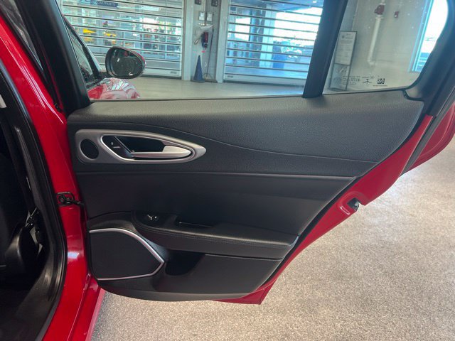 Used 2017 Alfa Romeo Giulia AWD w/ Sport Appearance Package image 13