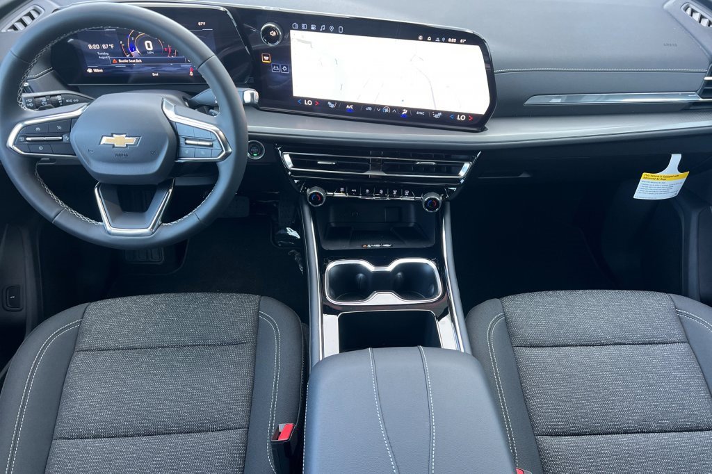 New 2026 Chevrolet Traverse LT w/ Driver Confidence Package image 10