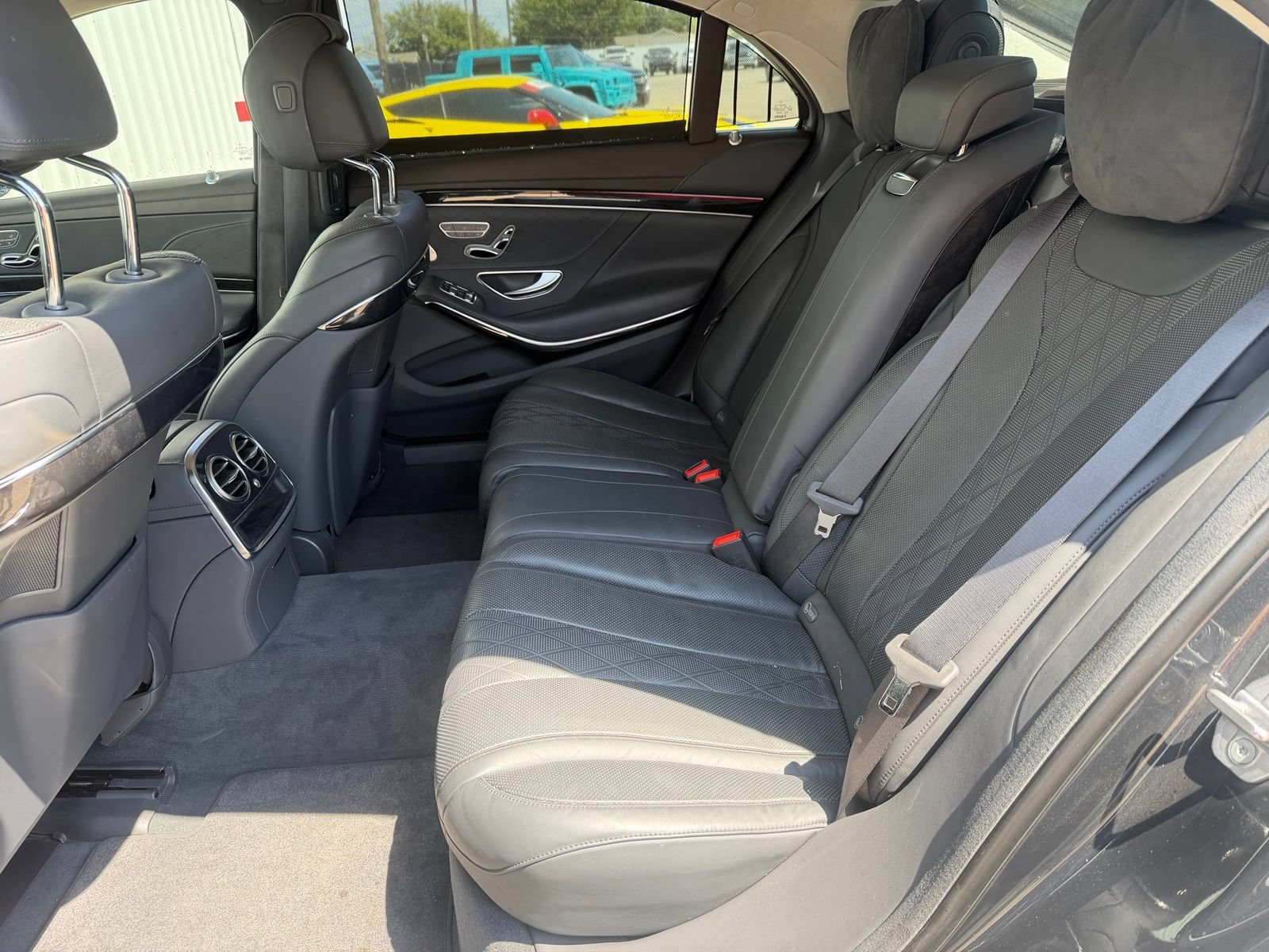 Used 2020 Mercedes-Benz S 560 Sedan image 29