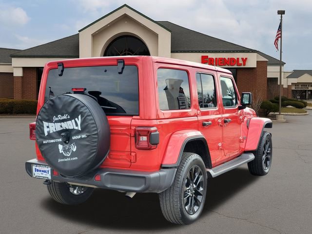 Used 2025 Jeep Wrangler Unlimited Sahara image 4