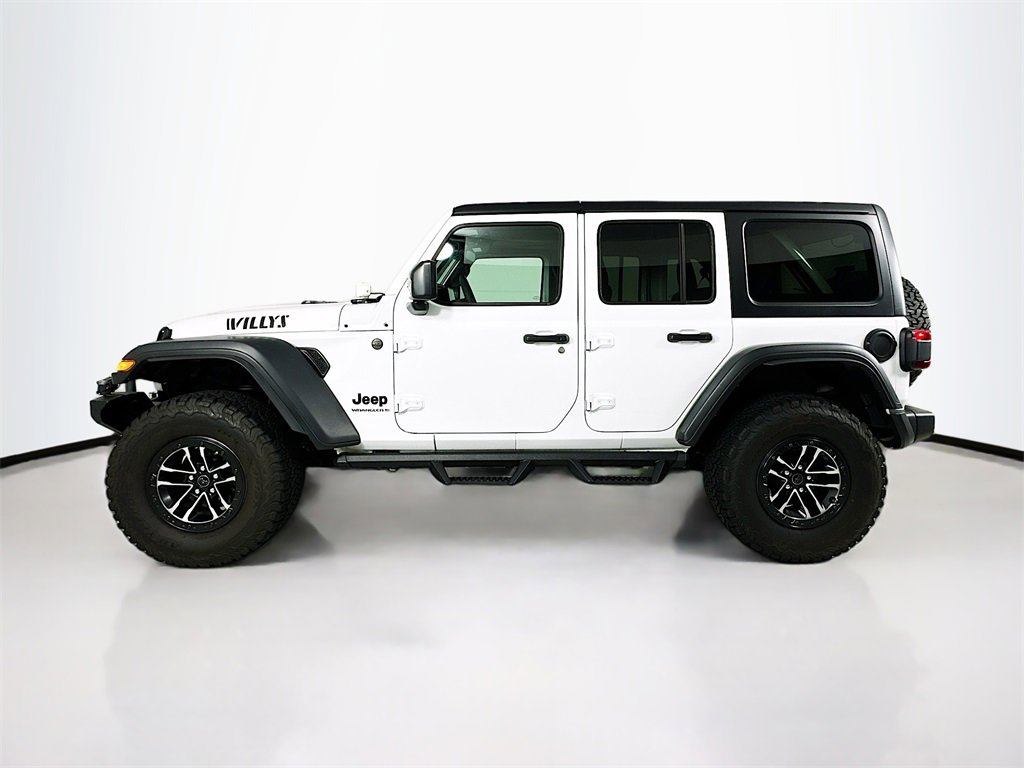 Used 2024 Jeep Wrangler Willys image 7
