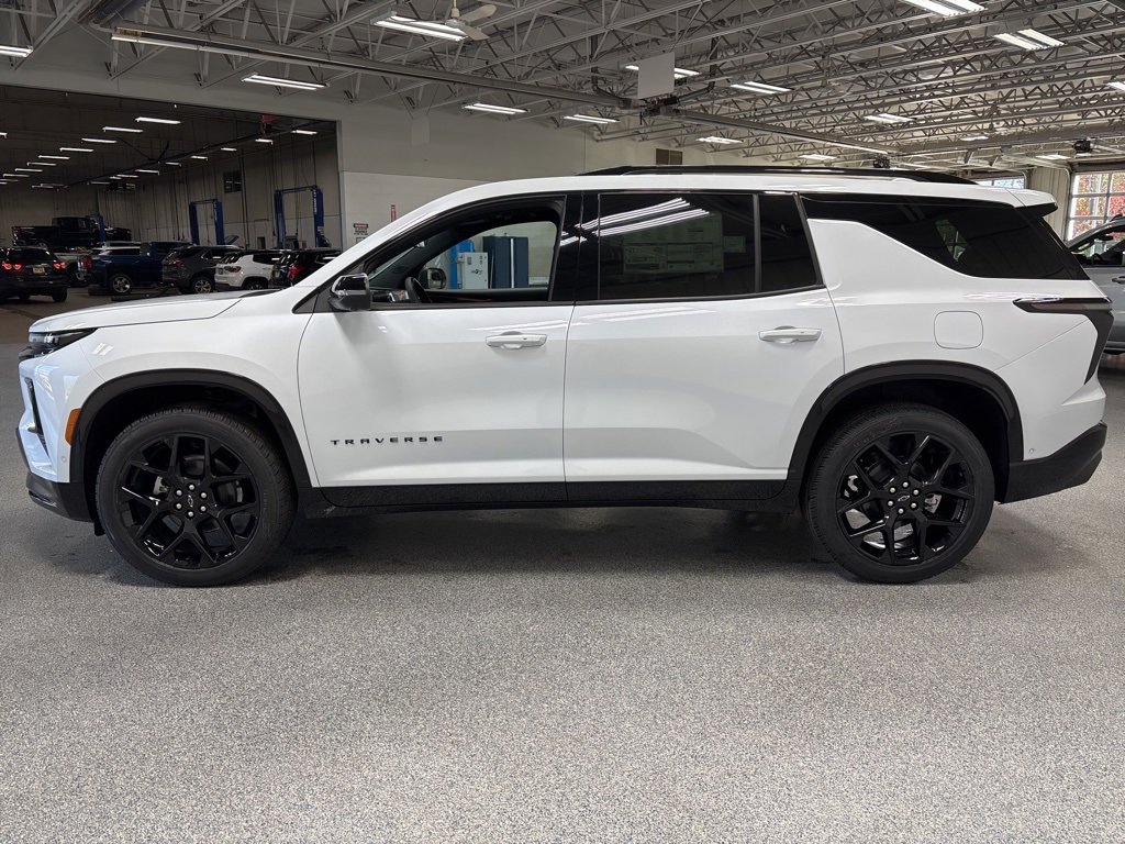 New 2026 Chevrolet Traverse RS image 4