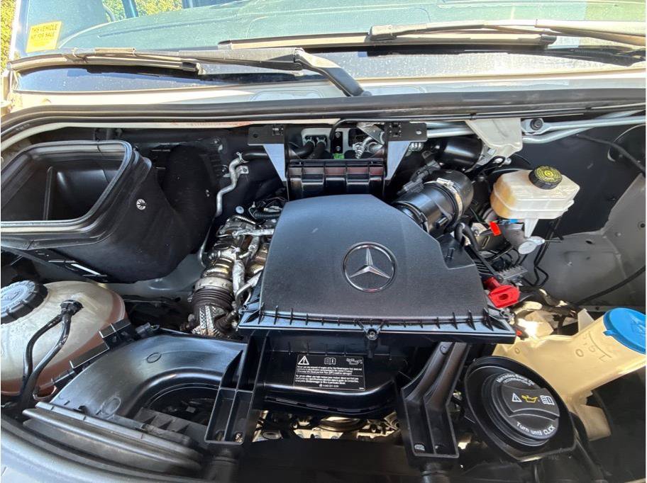 Used 2023 Mercedes-Benz Sprinter 2500 144 Cargo image 21
