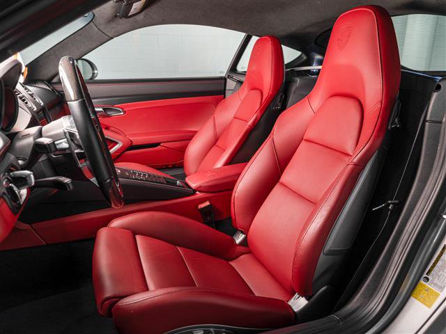 Used 2024 Porsche 718 Cayman GT4 image 5