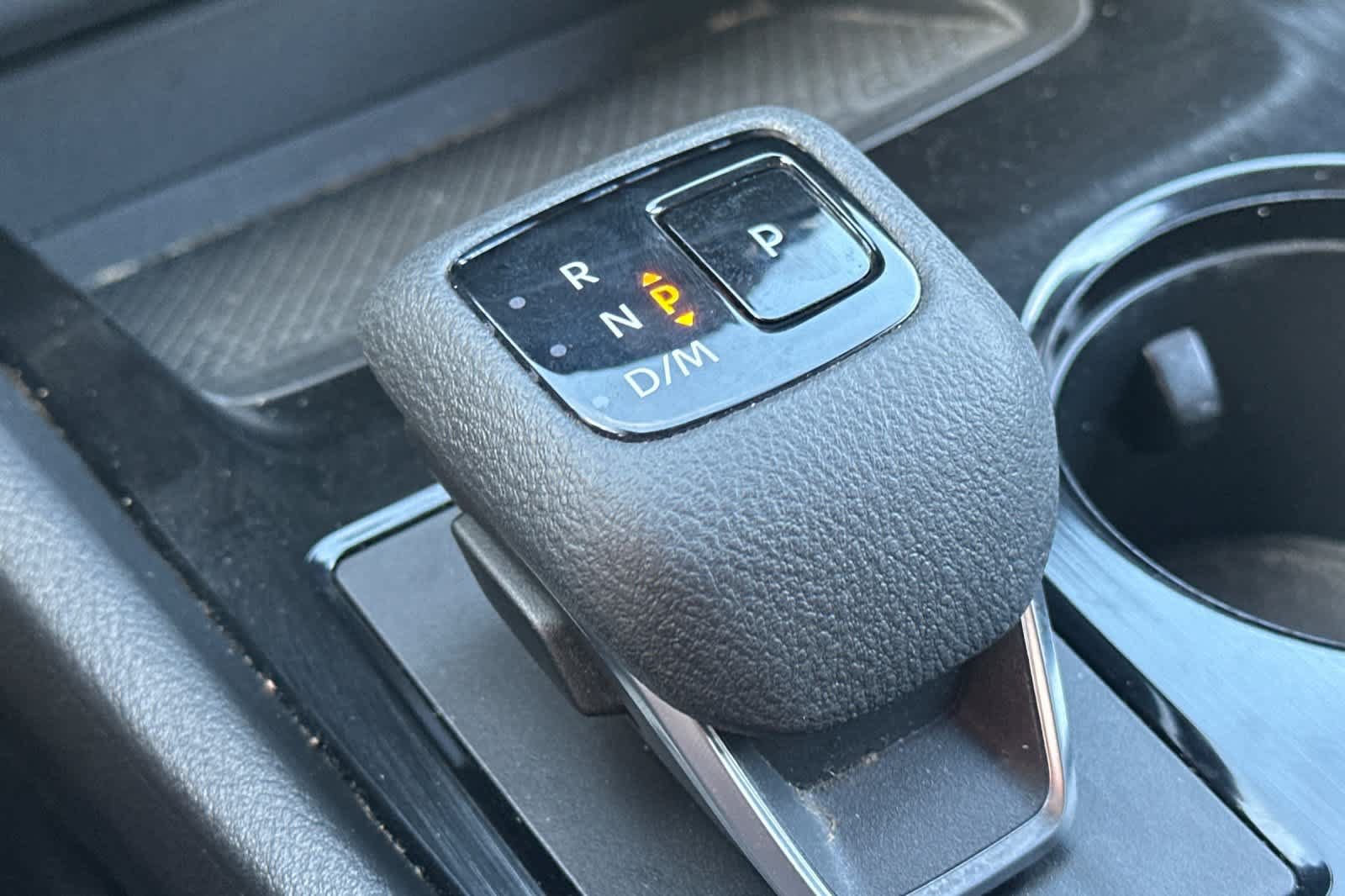 Used 2023 Nissan Rogue SV AWD/4WD image 23