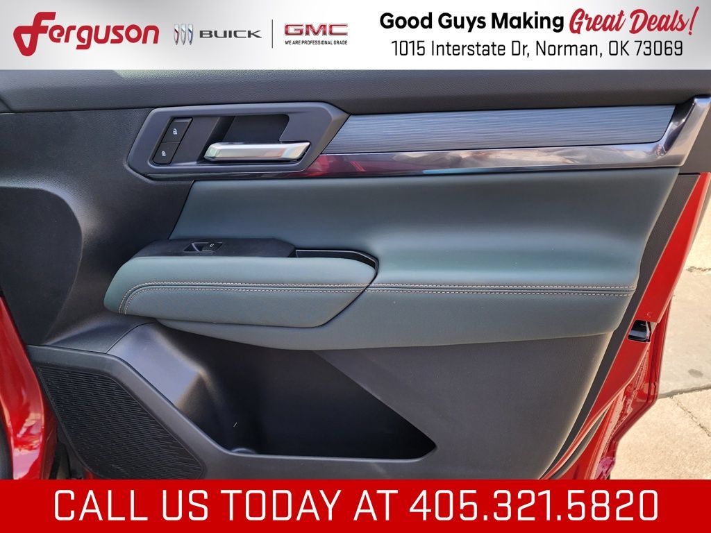 New 2026 GMC Terrain AT4 w/ Convenience Package III AWD/4WD image 38