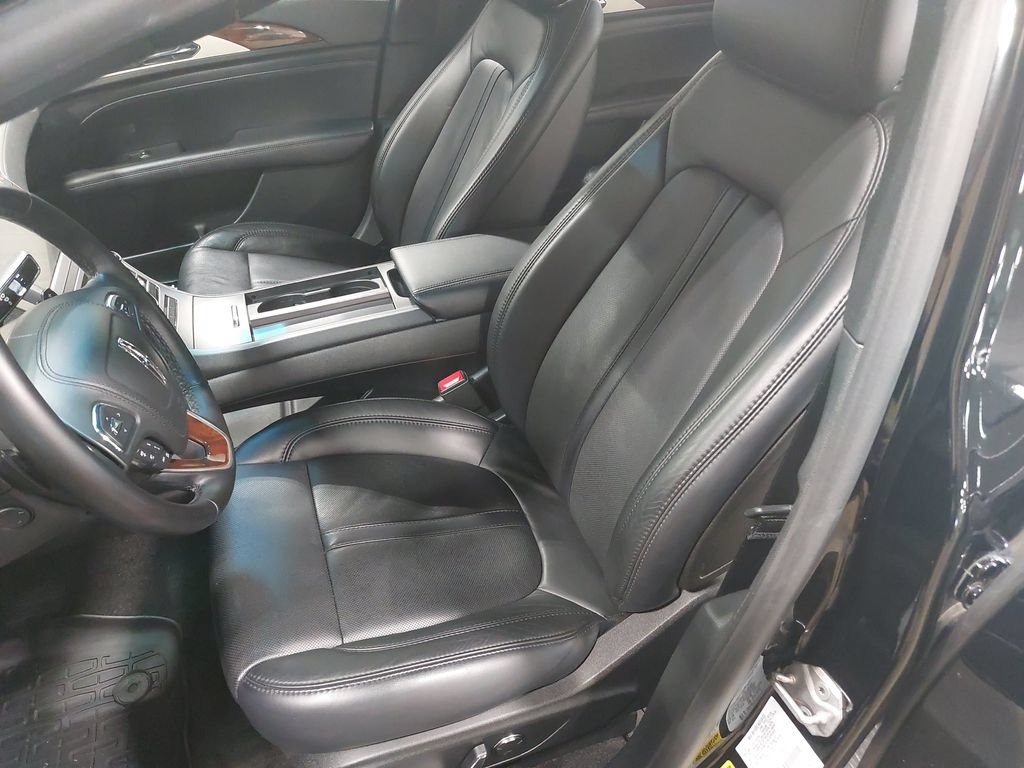 Used 2017 Lincoln MKZ Reserve w/ Technology Package FWD image 15