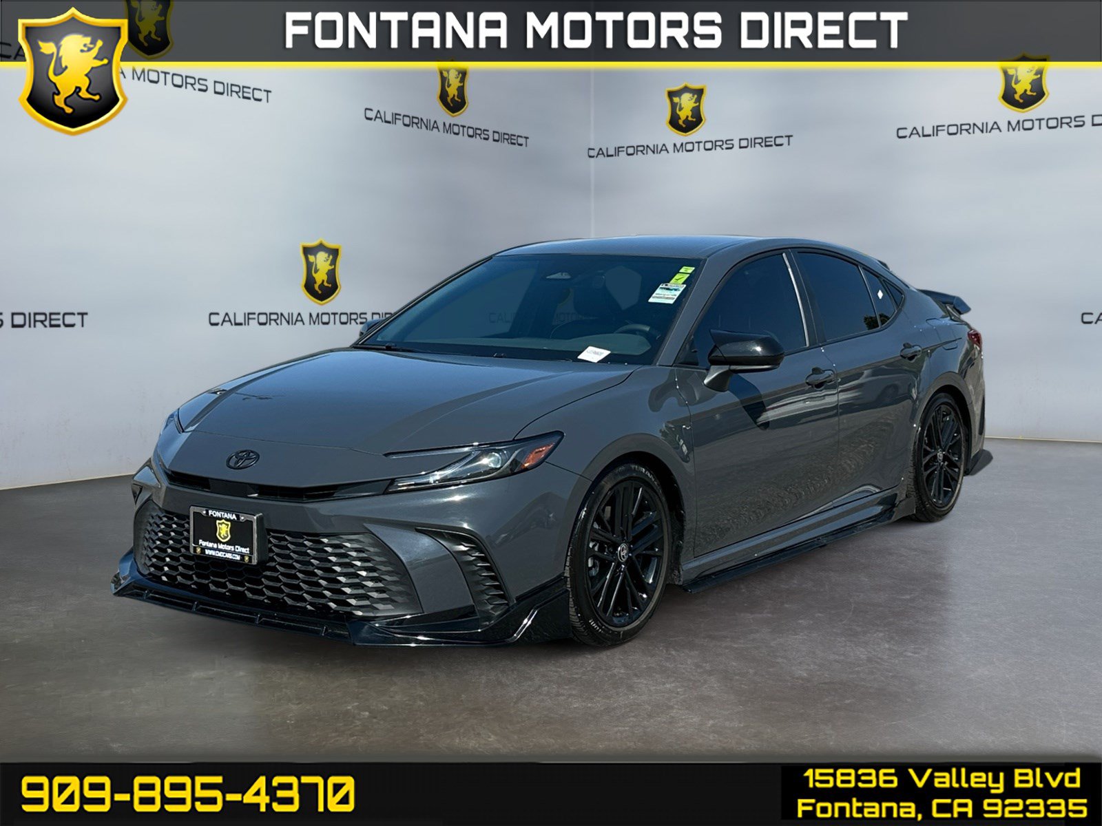 Used 2025 Toyota Camry SE w/ Convenience Package