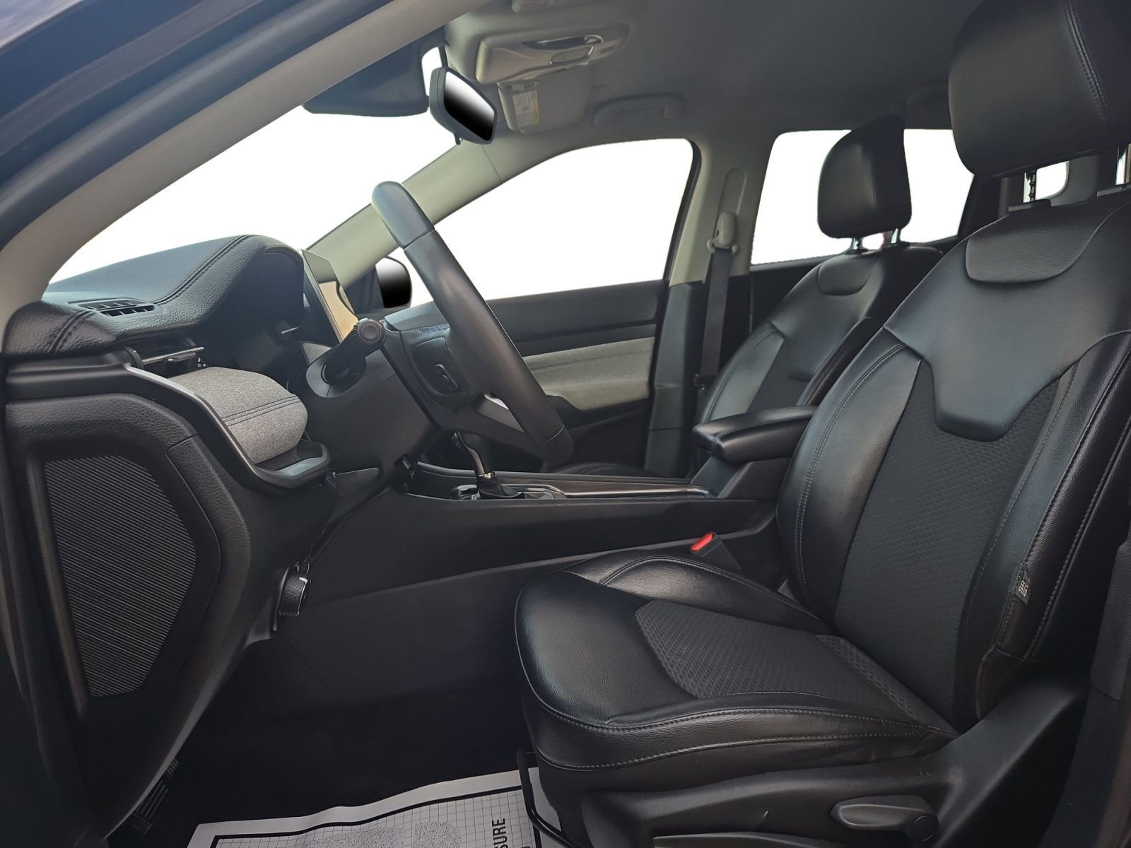 Certified 2022 Jeep Compass Latitude image 9