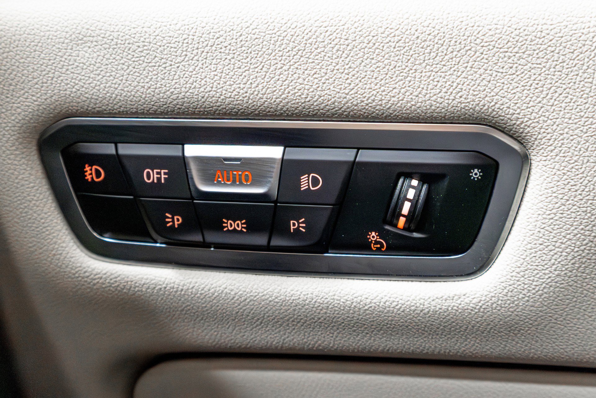 Used 2021 BMW X7 M50i image 65