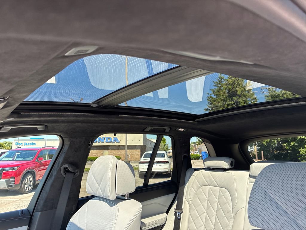 New 2026 BMW X5 M60i w/ Executive Package AWD/4WD image 17