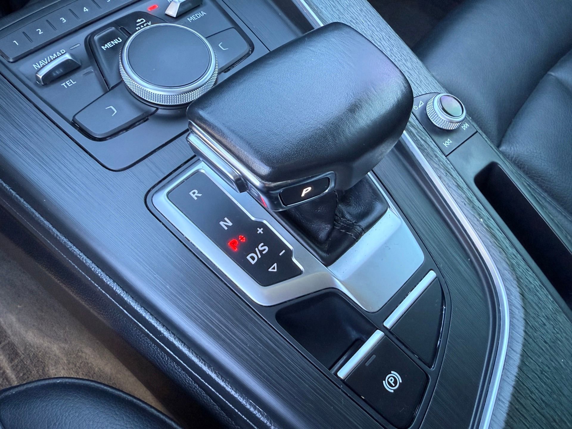 Used 2018 Audi A4 2.0T Premium image 21