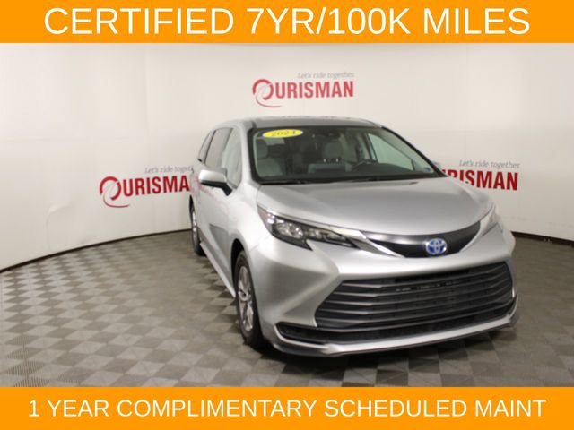 Used 2024 Toyota Sienna LE AWD/4WD image 18
