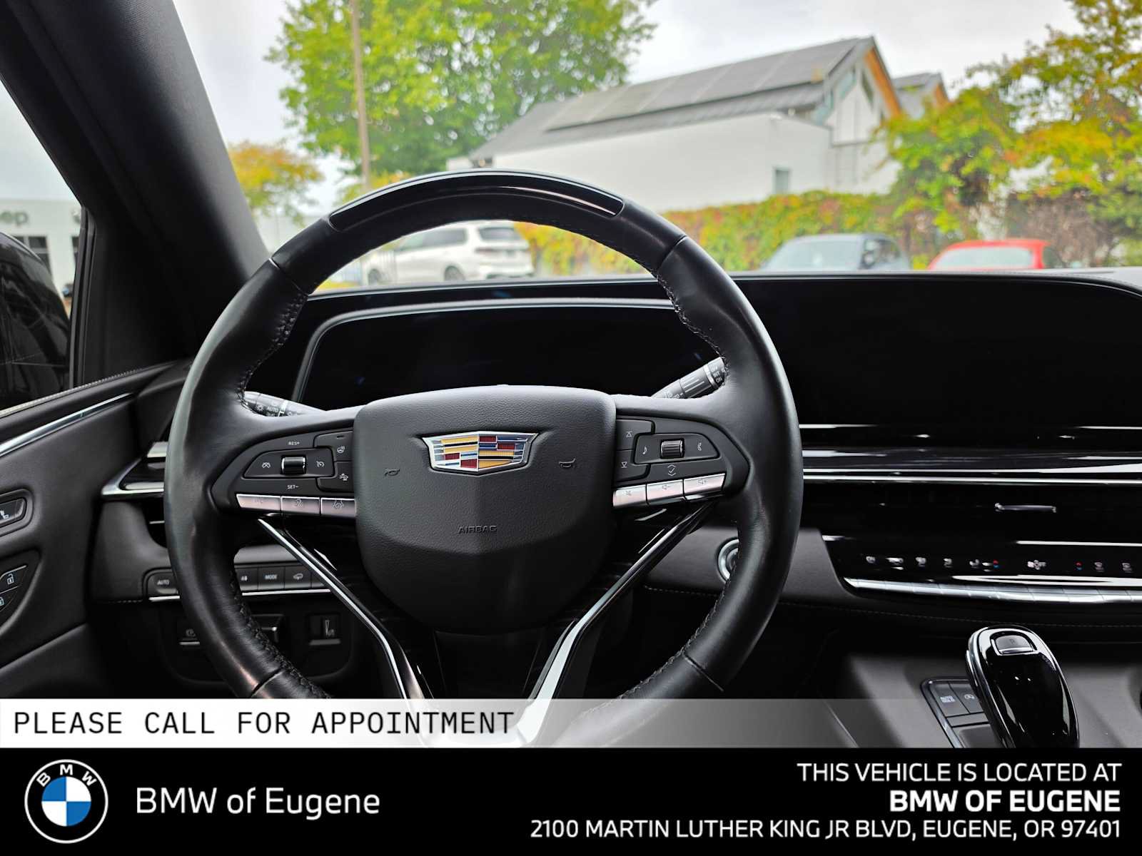 Used 2024 Cadillac Escalade ESV Sport w/ LPO, ONYX Package AWD/4WD image 22