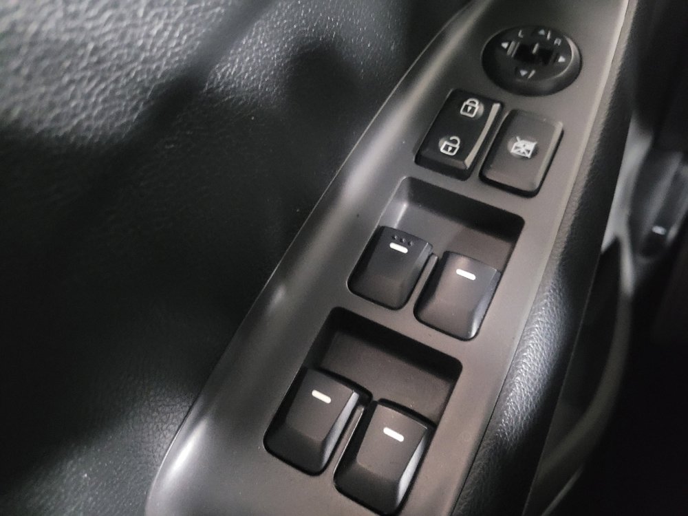 Used 2017 Kia Forte LX image 27