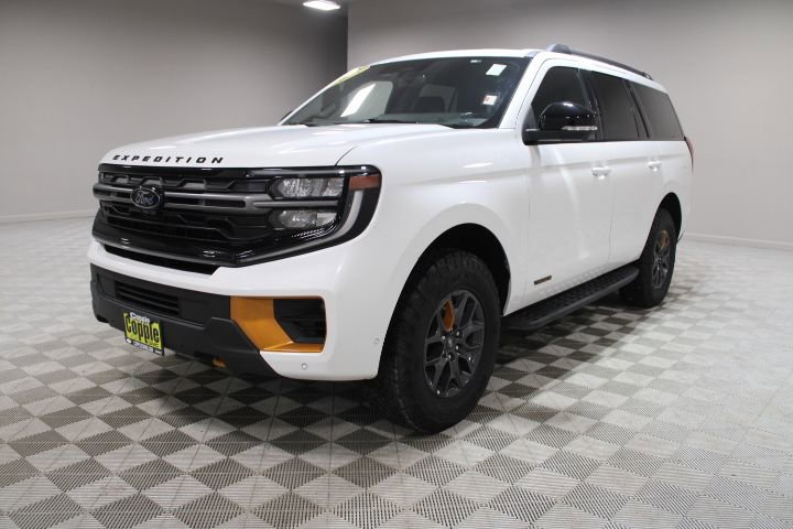 Used 2025 Ford Expedition Tremor image 7
