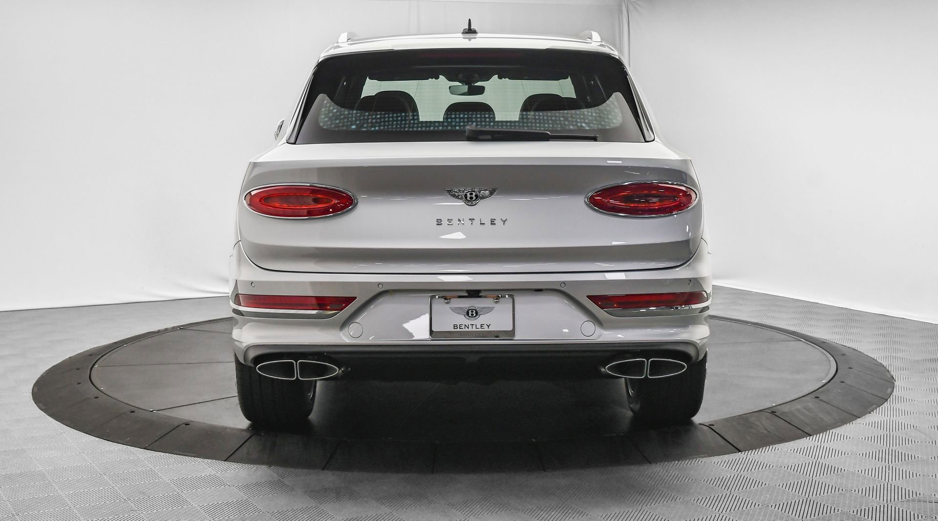 New 2025 Bentley Bentayga image 10
