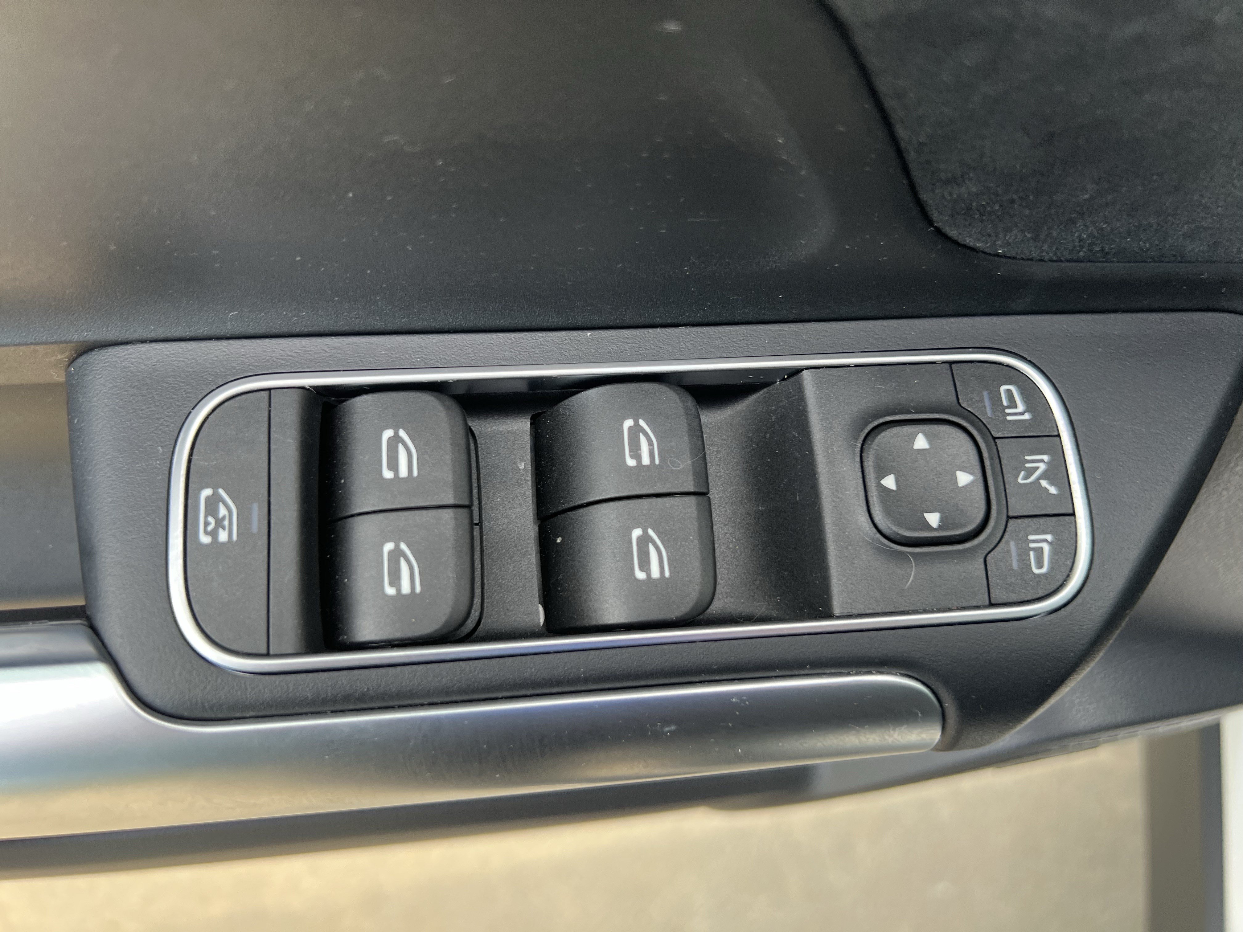 Certified 2024 Mercedes-Benz GLA 250 4MATIC image 15