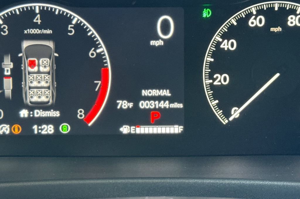 Certified 2025 Honda Pilot Sport image 33