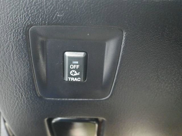 Used 2005 Ford Thunderbird image 9