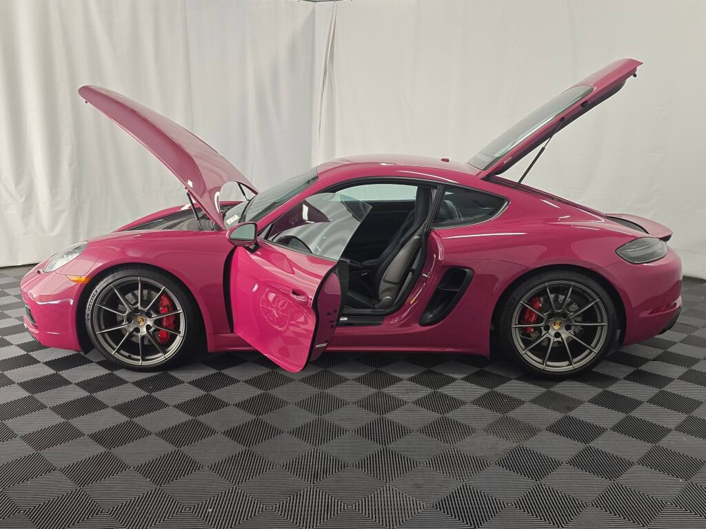 Certified 2025 Porsche 718 Cayman GTS RWD image 13