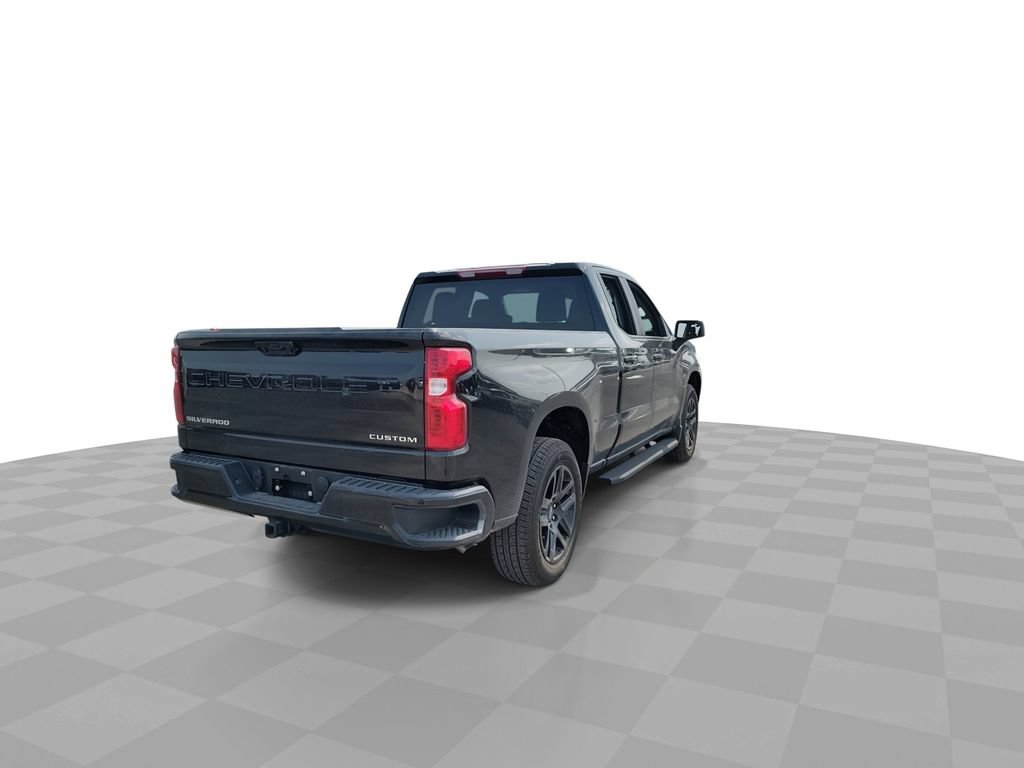 Certified 2026 Chevrolet Silverado 1500 Custom RWD image 8