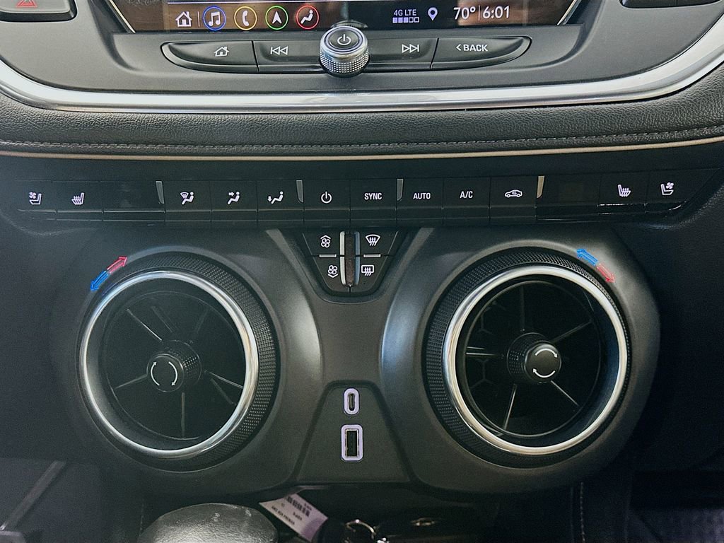 Used 2019 Chevrolet Blazer Premier w/ Driver Confidence II Package AWD/4WD image 18