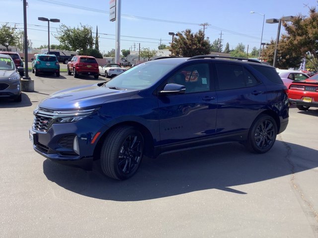 Used 2022 Chevrolet Equinox RS w/ RS Leather Package image 5